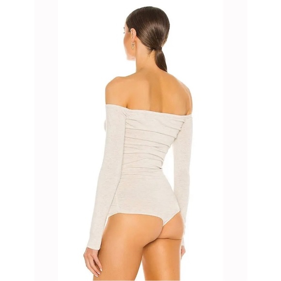 Michael Costello x REVOLVE Jace Off Shoulder Bodysuit in Oatmeal - Picture 3 of 8